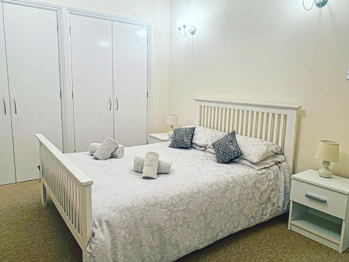 Luxury 2 Beds Apartment By The Sea Bournemouth Exteriér fotografie
